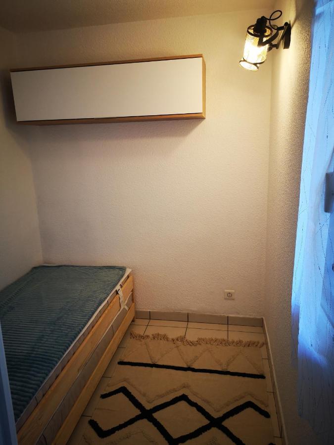 Apt T2/4 Pers/ Rez De Jardin\Pinede\Piscine Agde Luaran gambar
