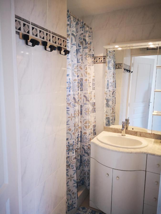 Apt T2/4 Pers/ Rez De Jardin\Pinede\Piscine Agde Luaran gambar